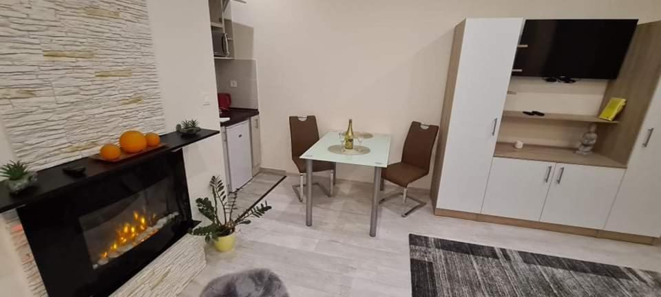 Rozsa Apartmanhaz 세게드 외부 사진