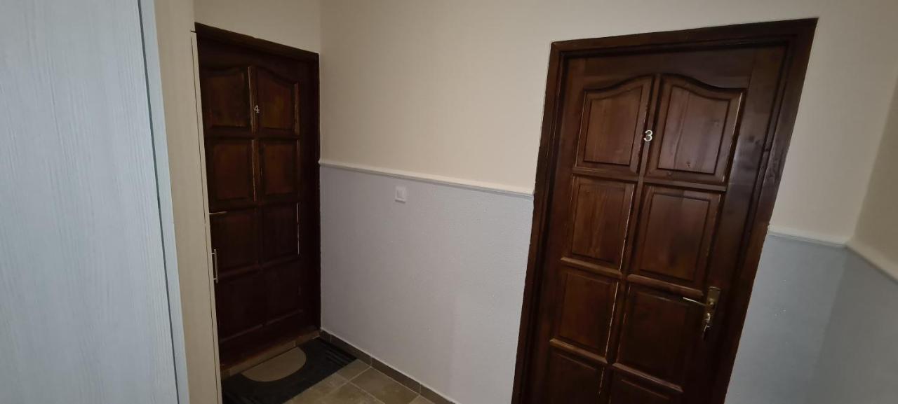 Rozsa Apartmanhaz 세게드 외부 사진