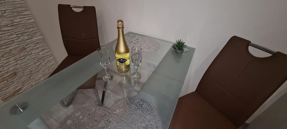 Rozsa Apartmanhaz 세게드 외부 사진