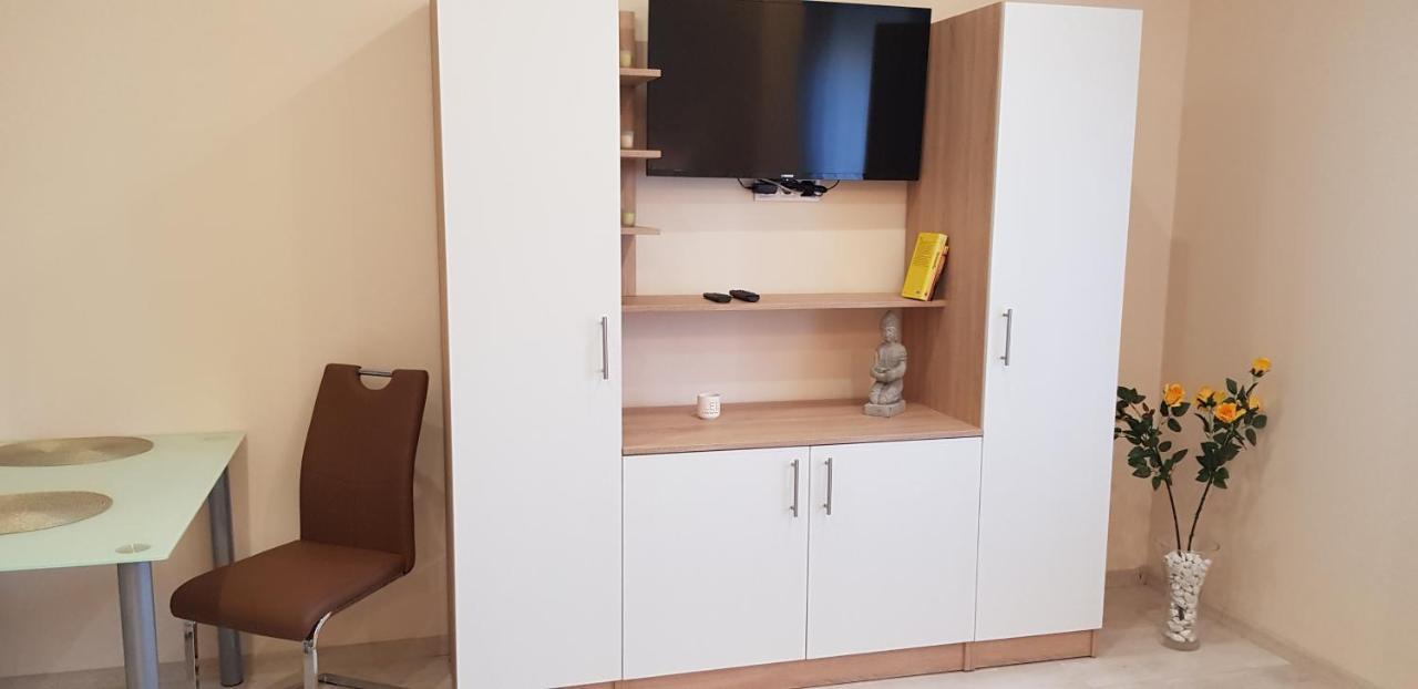 Rozsa Apartmanhaz 세게드 외부 사진